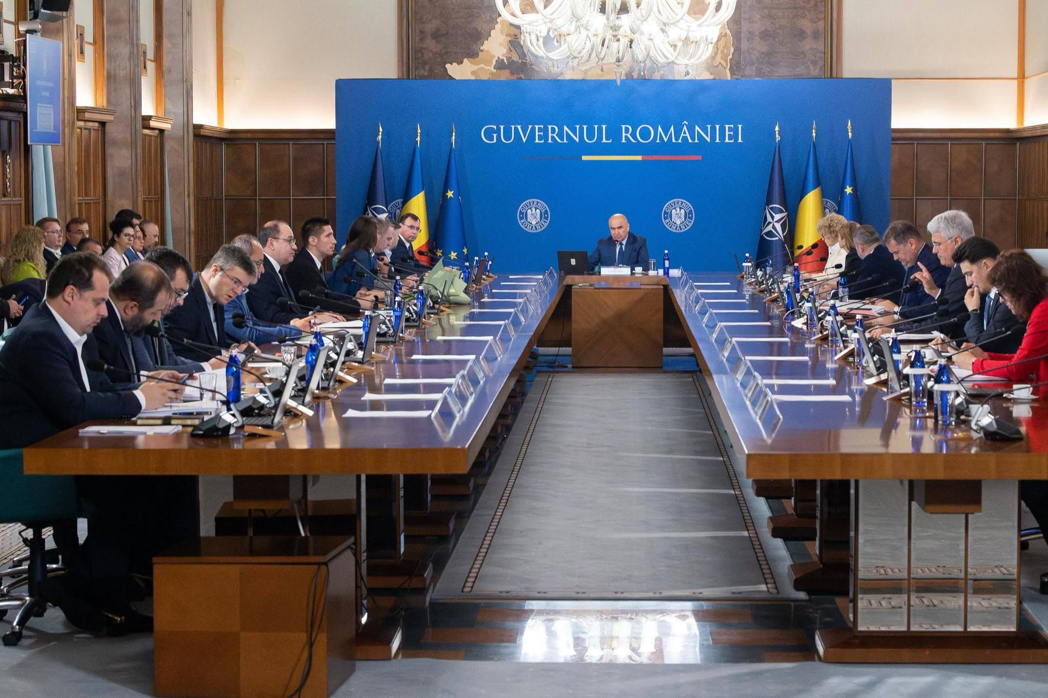 Noul Nomenclator al serviciilor sociale 2026 — ce se schimbă pentru căminele de bătrâni